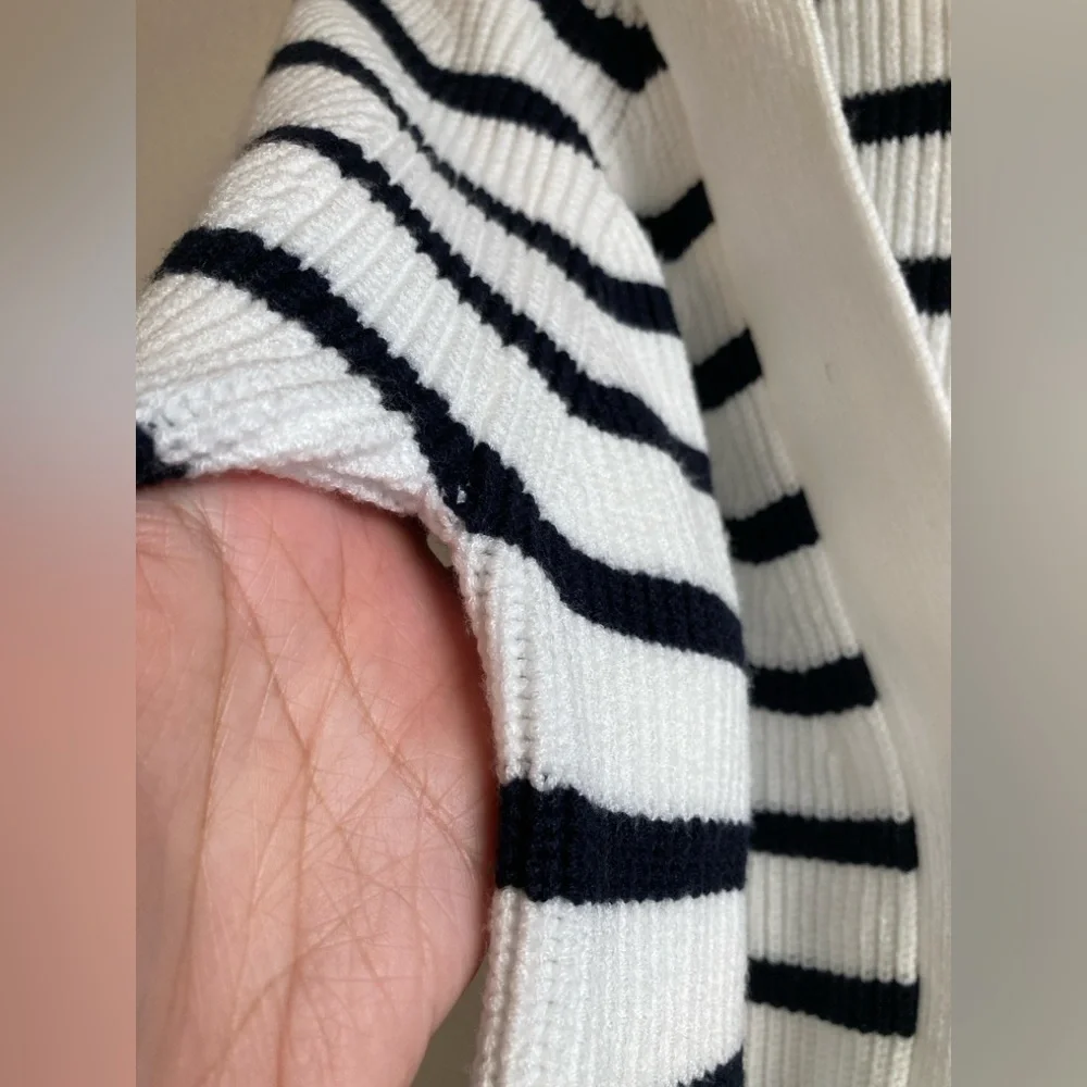 Bobeau Warm White Striped Cardigan — SEE COLOR NOTES - Picture 3 of 9